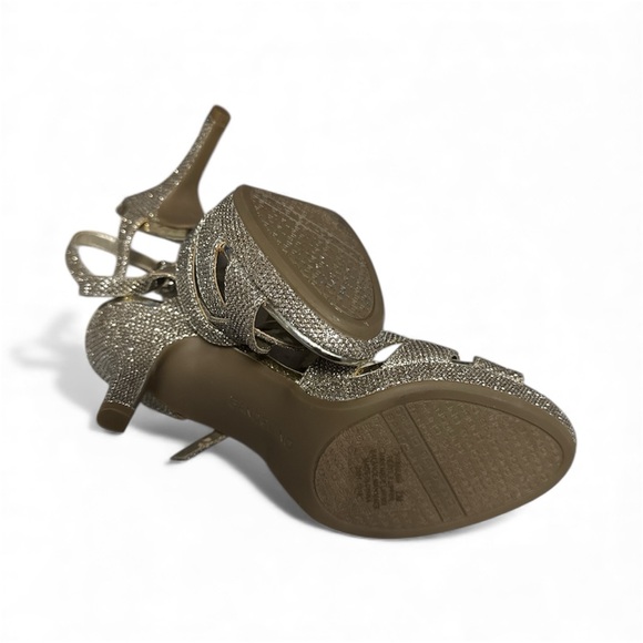 Bandolino Metallic Sparkle Open-Toe Heels - Picture 4 of 7